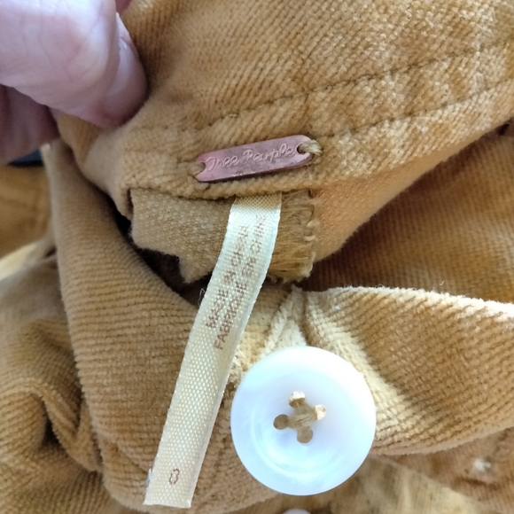 Free people size 0 gold pants - Picture 6 of 10